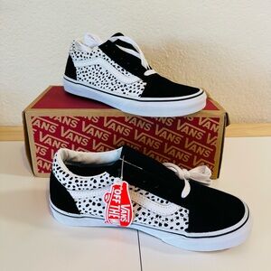 Vans Old Skool Daimatian Women's Size 7.5, 6 Junior approximately 9.5 inches